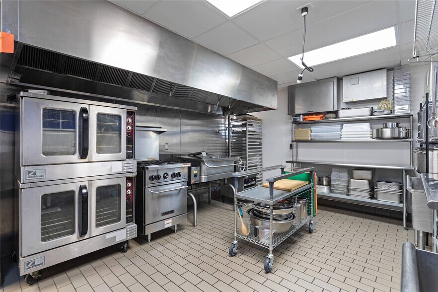 Primary Photo Of 1951 Kensington Ave, Missoula Storefront Retail Residential For Lease