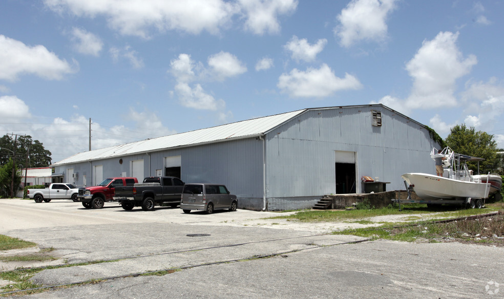 Primary Photo Of 715 E 5th St, Bradenton Warehouse For Sale