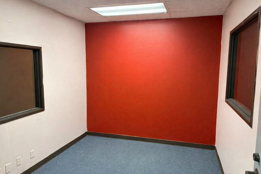 More Photos Of 4724 Boyle Ave, Vernon Warehouse For Lease
