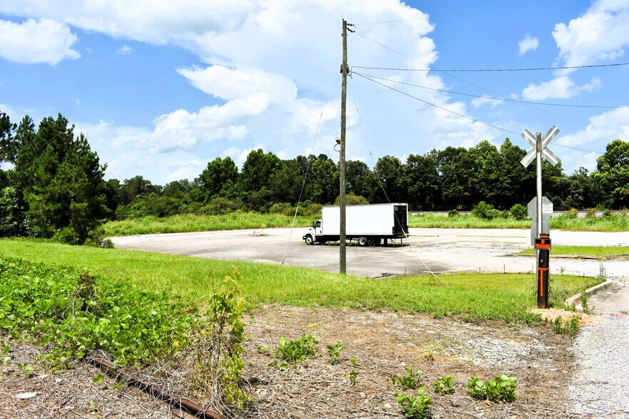 More Photos Of 244 Warner Rd, Maplesville Manufacturing For Sale