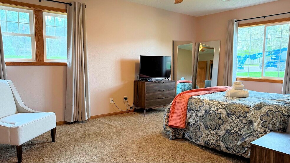 More Photos Of 3884 S Gillette Dr, Wisconsin Dells Lodge Meeting Hall For Sale