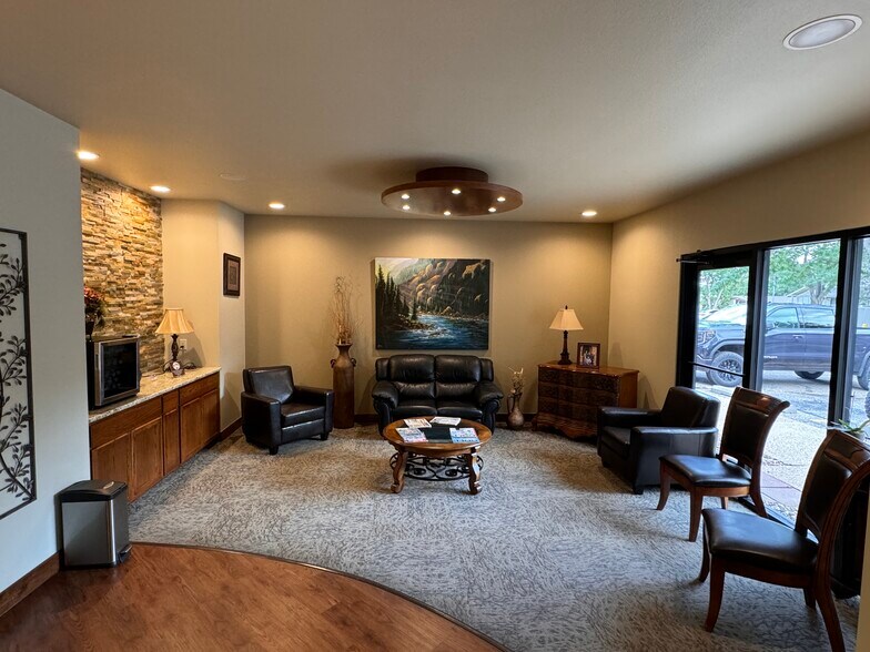 More Photos Of 1221 E Elizabeth St, Fort Collins Medical For Lease