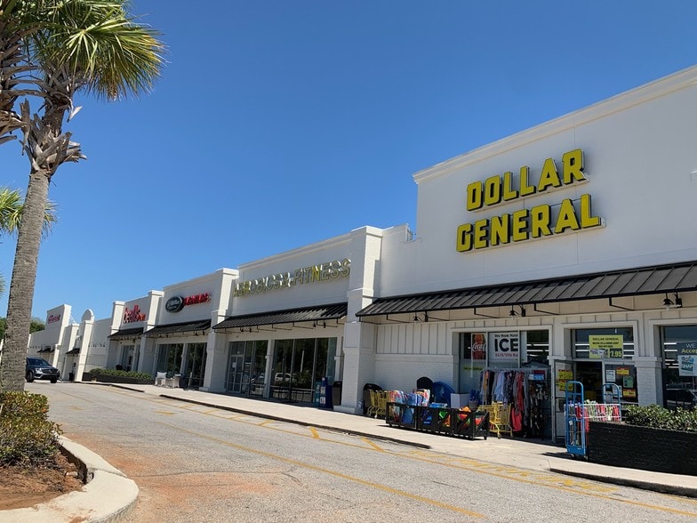 Primary Photo Of 1143-1153 Gulf Breeze Pky, Gulf Breeze Unknown For Lease