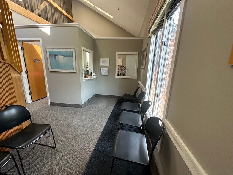More Photos Of 873 Turnpike St, North Andover Office For Sale