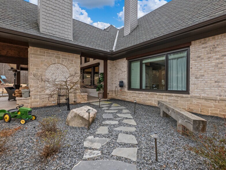 More Photos Of 3263 Tanners Mill Rd, Gainesville Lodge Meeting Hall For Sale