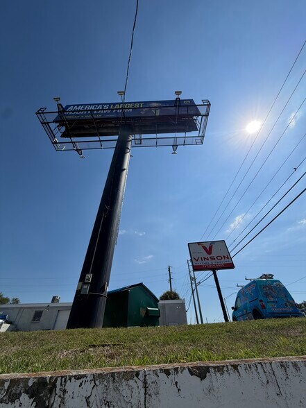 More Photos Of 31515 U.S. Highway 19 N, Palm Harbor Freestanding For Sale