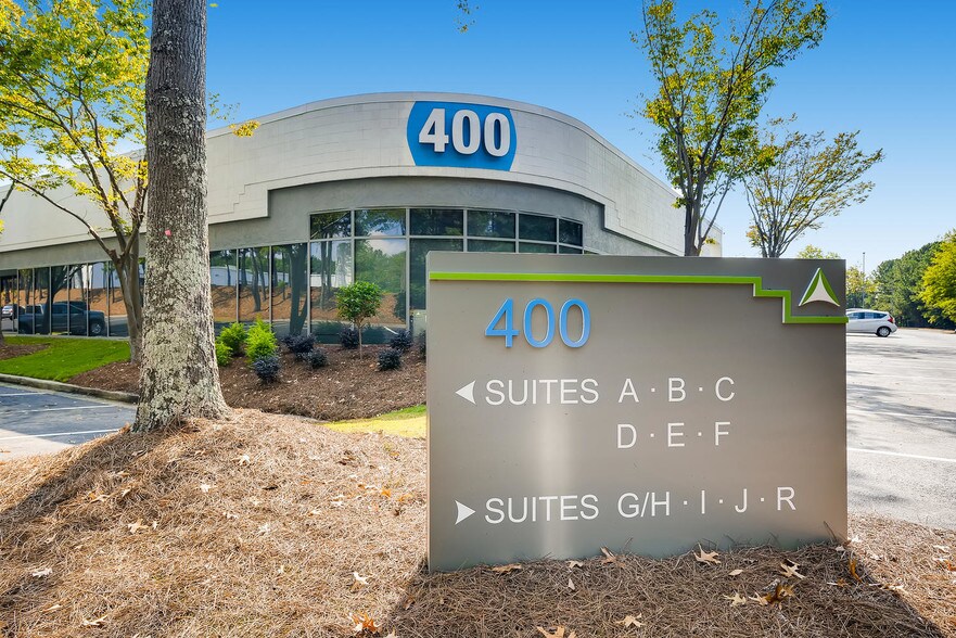 More Photos Of 300 Technology Ct SE, Smyrna Unknown For Lease