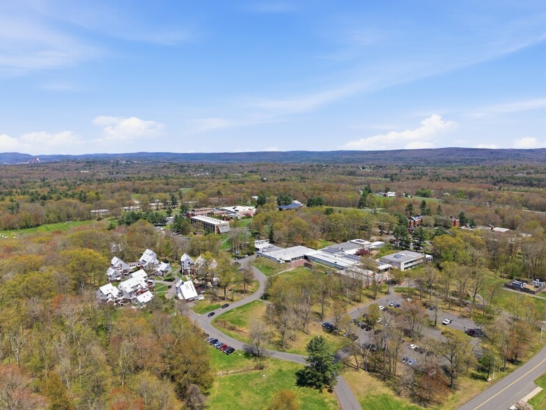 More Photos Of 893 West St, Amherst Schools For Sale