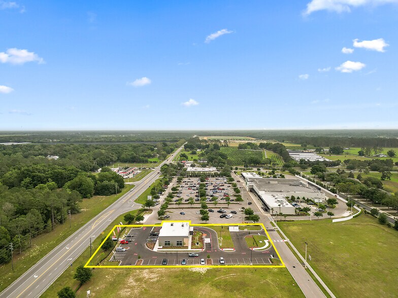 More Photos Of 24352 State Road 44, Eustis General Retail For Sale