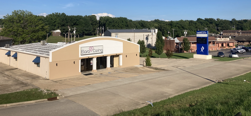 Primary Photo Of 2016 N Westwood Blvd, Poplar Bluff Freestanding For Lease