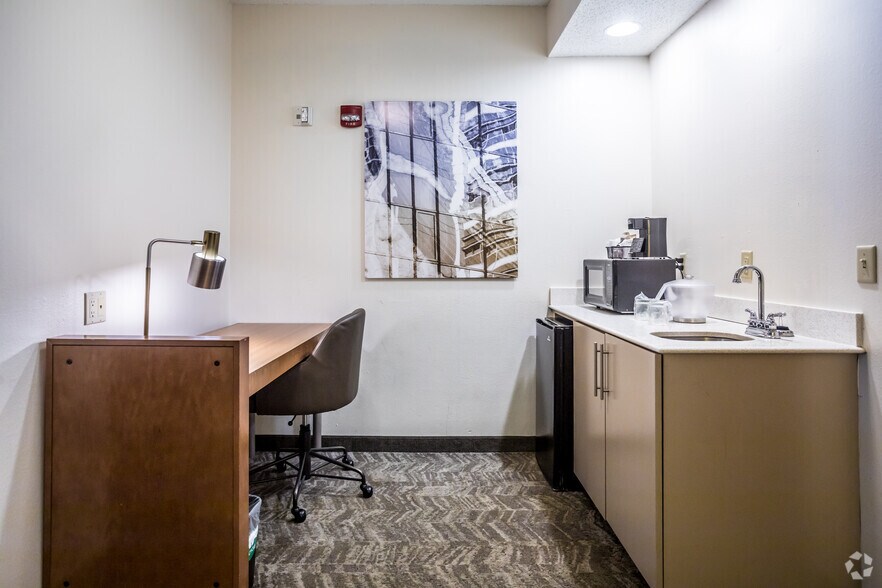 More Photos Of 2800 New Brunswick Rd, Memphis Hotel For Sale