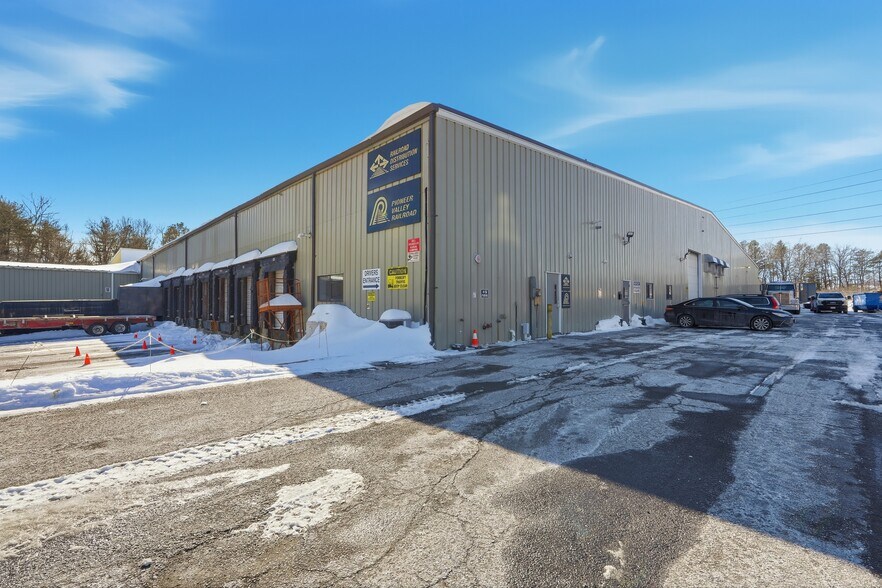 More Photos Of 170 Lockhouse Rd, Westfield Manufacturing For Sale