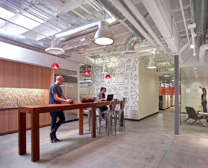More Photos Of 1655 26th St, Santa Monica Office For Lease