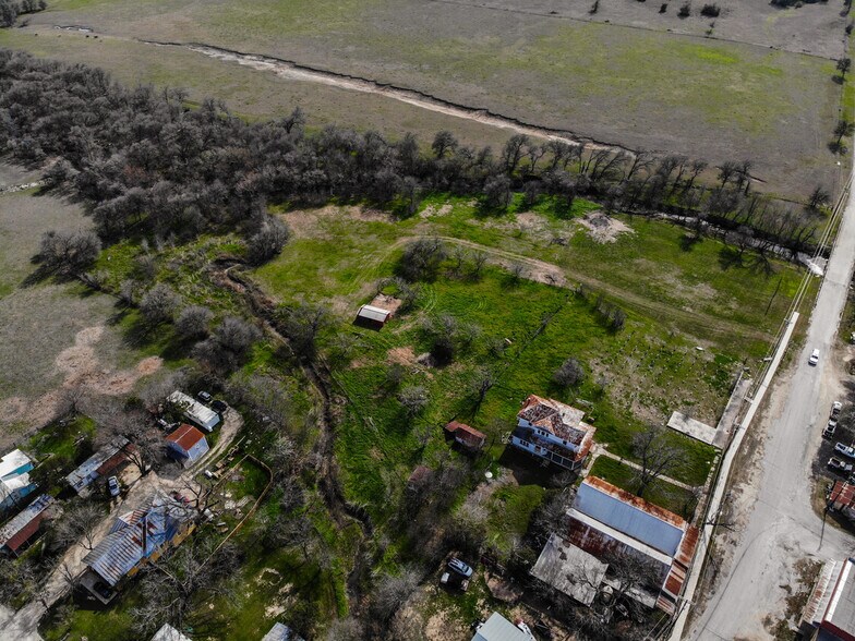 More Photos Of Hwy 21, Uhland Land For Sale