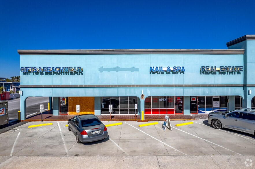 More Photos Of 16913 Gulf Blvd, North Redington Beach General Retail For Lease