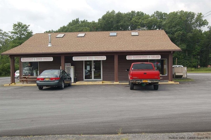 More Photos Of 963 Kings Hwy, Saugerties Restaurant For Sale