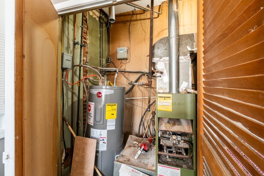 More Photos Of 2516-2520 N Charles St, Baltimore Apartments For Sale