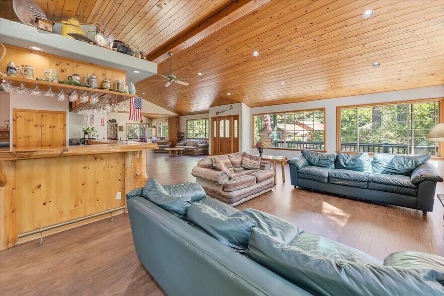 More Photos Of 22732 Middle Camp rd, Sonora Hotel For Sale