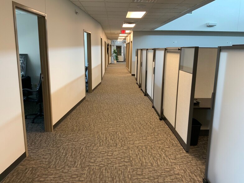 More Photos Of 4501 S 86th St, Lincoln Office For Lease