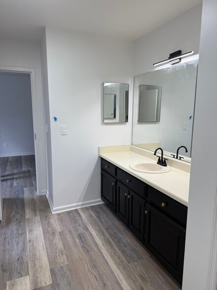 More Photos Of 1428 Rock Springs Rd, Columbia Freestanding For Lease