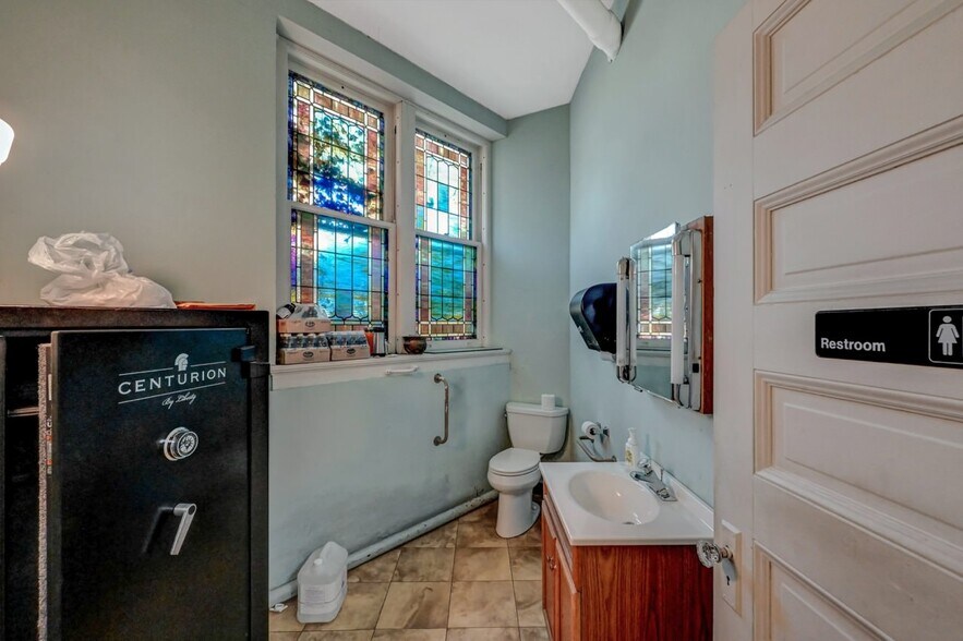 More Photos Of 720 Delaware St, Scranton Religious Facility For Sale