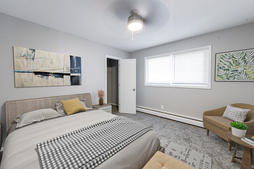 More Photos Of 3018 30th Ave S, Minneapolis Apartments For Sale