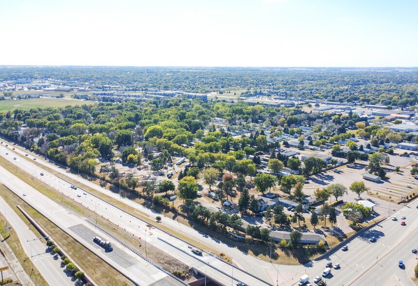 More Photos Of 4501 W 12th St, Sioux Falls Land For Sale