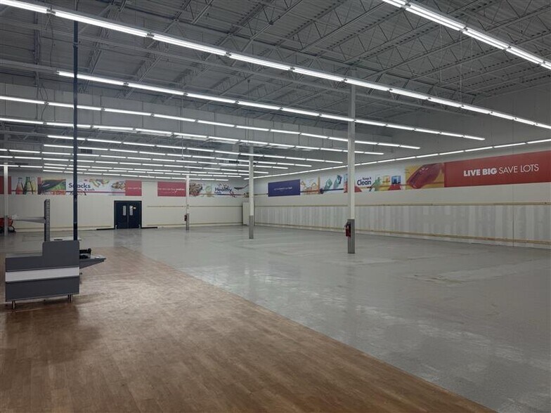 More Photos Of 1911 Ireland Rd, South Bend Unknown For Sale