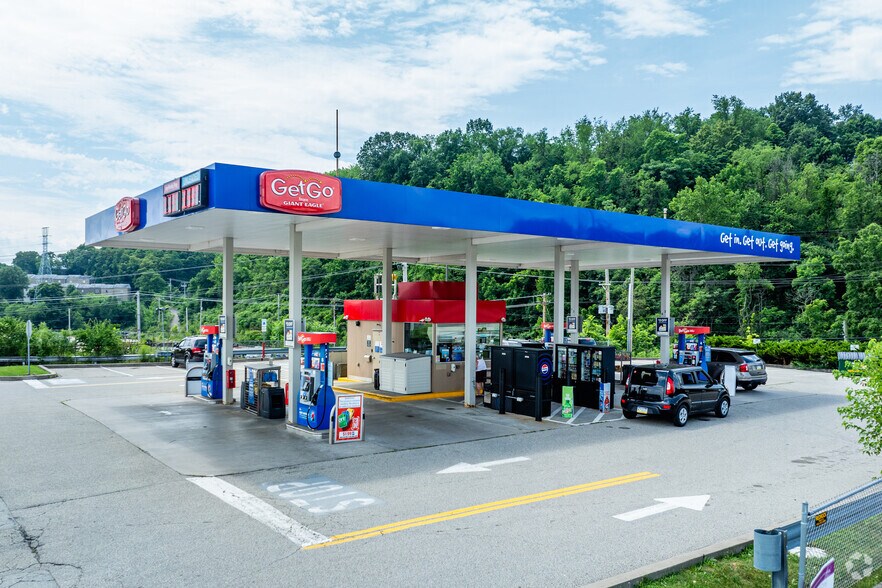 More Photos Of 1300-1800 Hoffman Blvd, West Mifflin Unknown For Lease