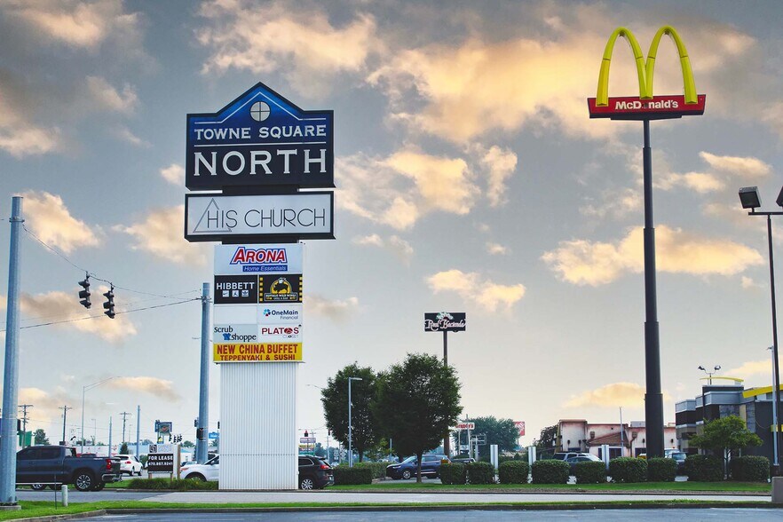 More Photos Of 4600 Frederica St, Owensboro Unknown For Lease