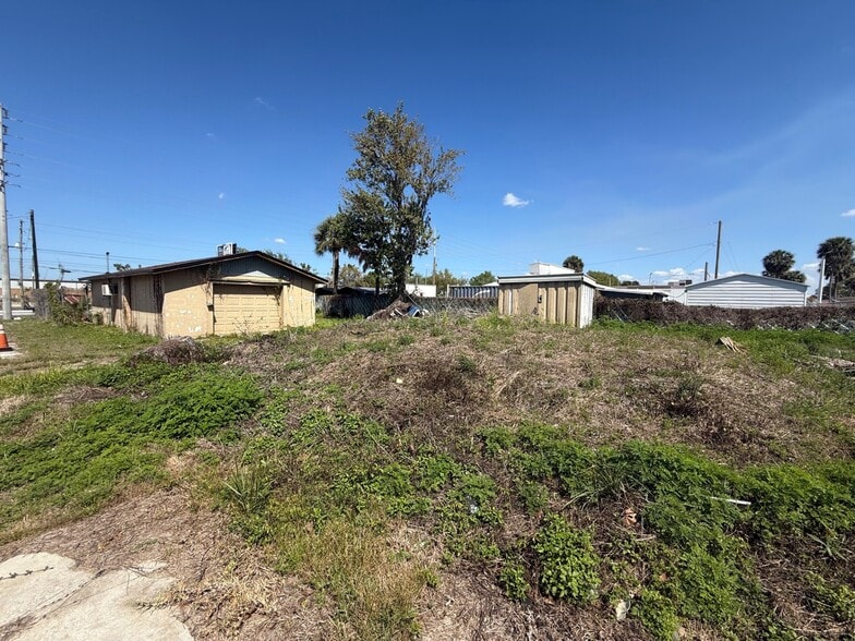 More Photos Of 3960 Silver Star Rd, Orlando Auto Dealership For Sale