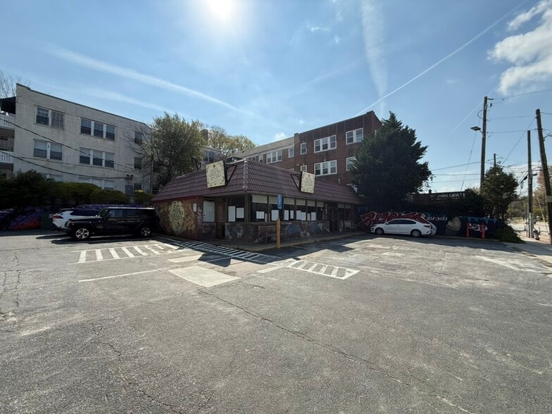 More Photos Of 377 Moreland Ave, Atlanta Fast Food For Sale