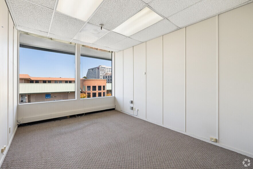 More Photos Of 831-839 Mitten Rd, Burlingame Office For Sale
