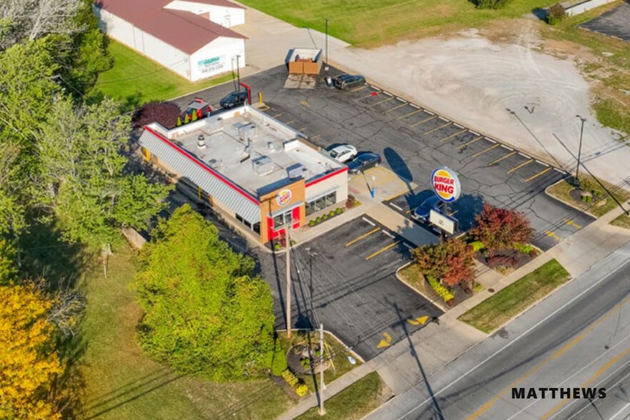 Primary Photo Of 2224 Leavitt Rd, Lorain Fast Food For Sale