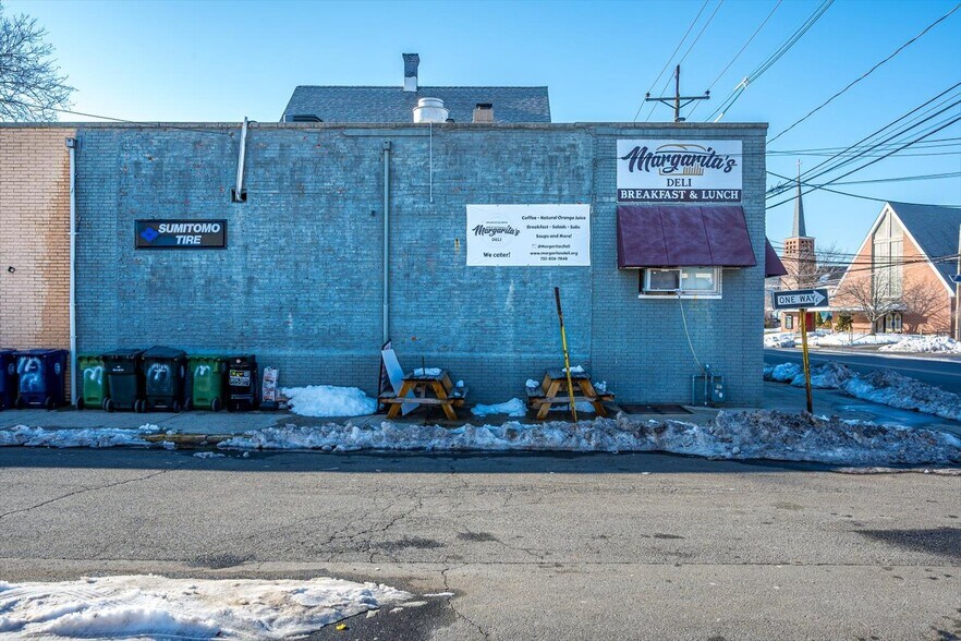 More Photos Of 591 New Brunswick Ave, Perth Amboy Restaurant For Sale