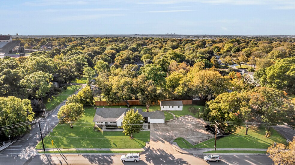 More Photos Of 600 S Davis Dr, Arlington Office For Lease