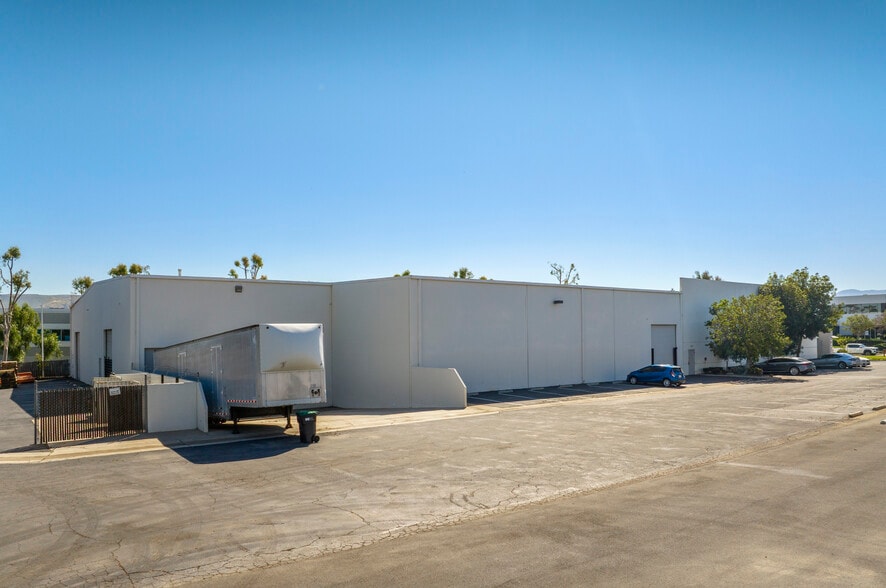 More Photos Of 1161 California Ave, Corona Manufacturing For Sale