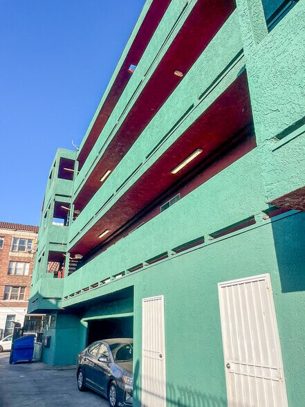 More Photos Of 1811 W 5th St, Los Angeles Apartments For Sale