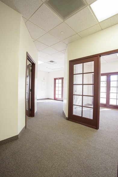 More Photos Of 1825-1845 E Northern Ave, Phoenix Office For Lease