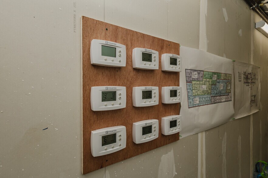 More Photos Of 429 S 119th St W, Wichita Office For Sale