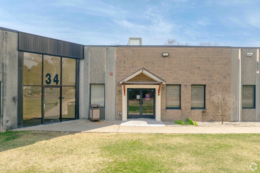 More Photos Of 34 Linnell Cir, Billerica Light Manufacturing For Lease
