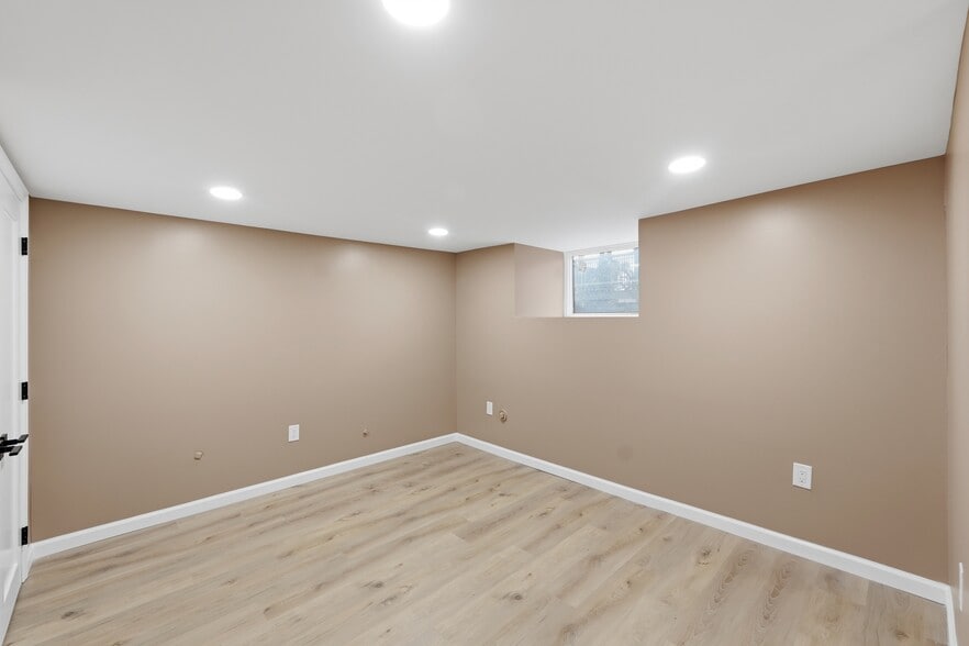 More Photos Of 82 Grove St, Montclair Apartments For Sale