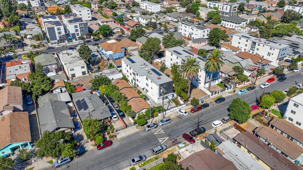 More Photos Of 1597 W 37th St, Los Angeles Apartments For Sale