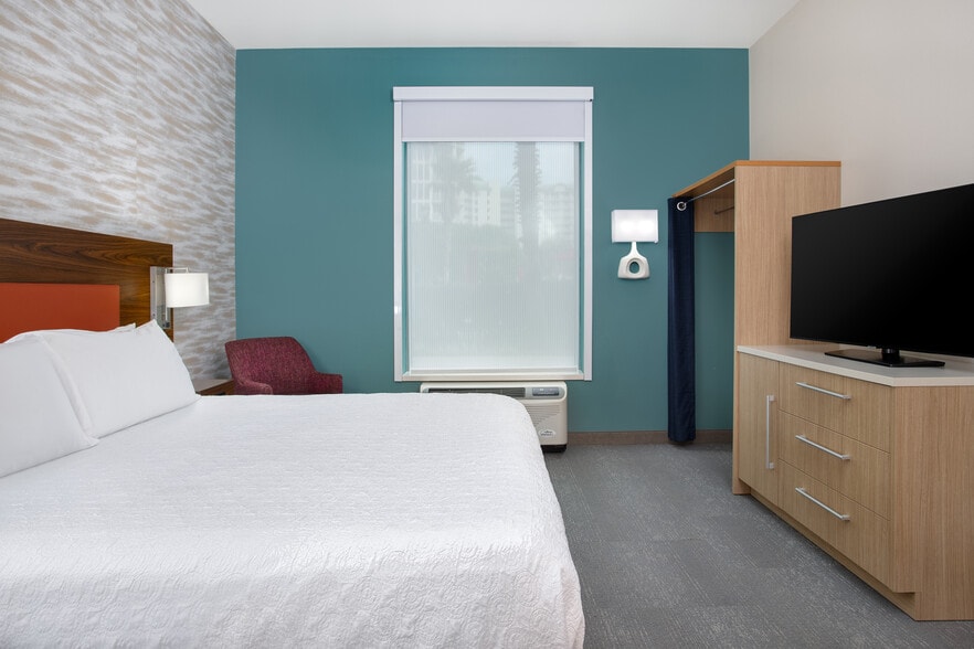 More Photos Of 14060 Emerald Coast Pkwy, Destin Hotel For Sale
