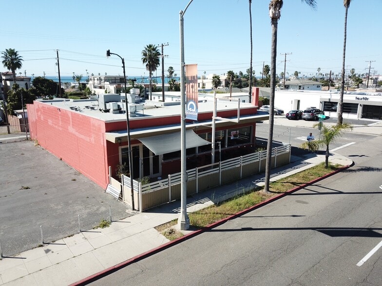 More Photos Of 1001 S Coast Hwy, Oceanside Restaurant For Lease