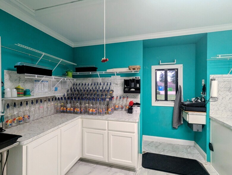 More Photos Of 422 N Lhs Dr, Lumberton Freestanding For Sale