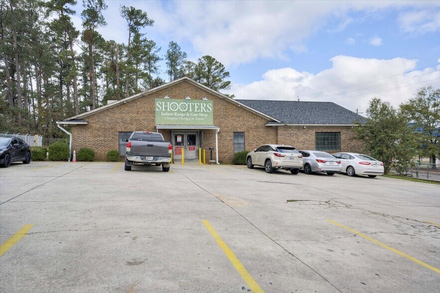 More Photos Of 1025 Patriots Way, Augusta Freestanding For Sale