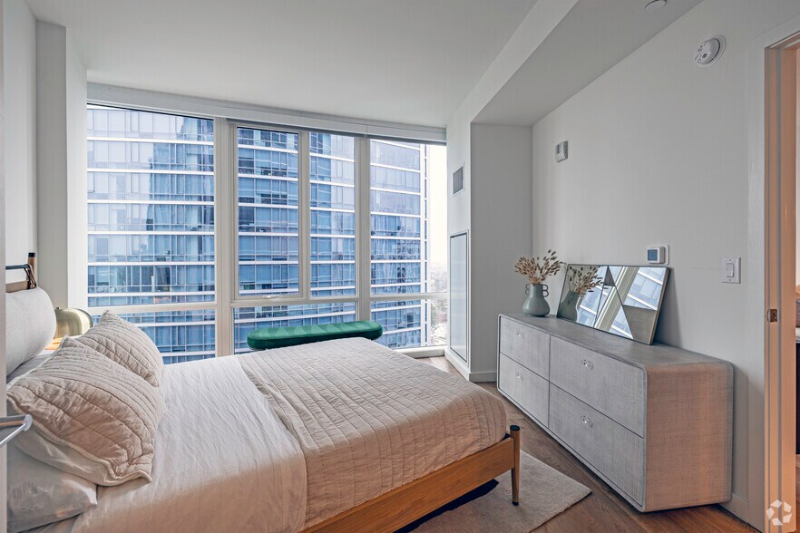 More Photos Of 55 Clinton Pl, New Rochelle Apartments For Lease