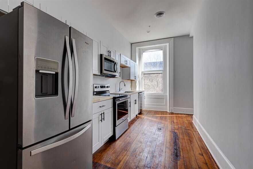 More Photos Of 2116 N Charles St, Baltimore Apartments For Sale