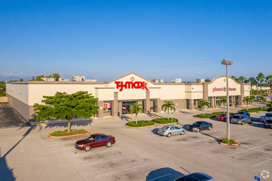 More Photos Of 1410-1502 Del Prado Blvd S, Cape Coral Unknown For Lease